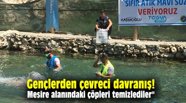 Gençlerden çevreci davranış! Mesire alanındaki çöpleri temizlediler